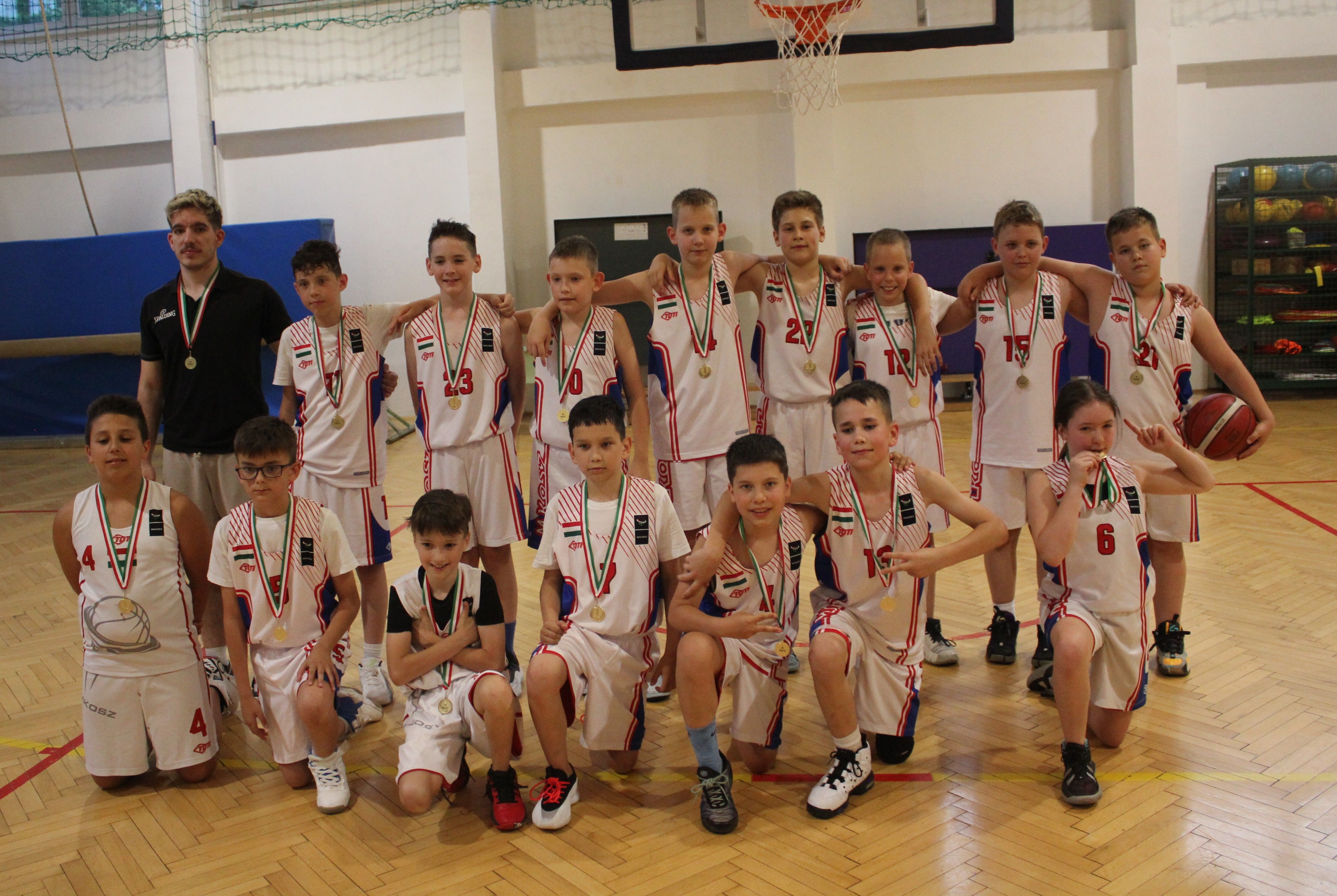 VÁRMEGYEI ELŐKÉSZÍTŐ U11 BAJNOKSÁG: ARANYOSAK LETTEK A PELIKÁNOK